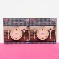 ジョジョの奇妙な冒険 黄金の風 陶磁器皿＆カトラリー置きセット 2個セット