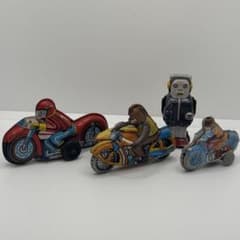 04 レトロ ブリキのおもちゃ 8点セット まとめ売り 昭和レトロ ブリキ玩具 オートバイ3台 ロボット1体 4個セット - メルカリ