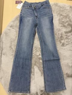 【最終値下げ】カインダミ kindame デニムパンツ Lサイズのサムネイル