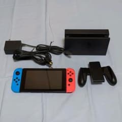 ア*ド様 【中古】Nintendo Switch ネオンブルー/ネオンレッド 本 ア*ド様 【中古】Nintendo Switch ネオンブルー/ネオンレッド 本