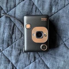 富士フィルム instax mini LiPlay ブラックのサムネイル