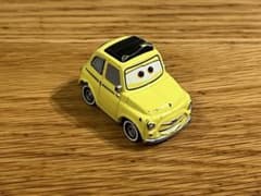 トミカ カーズ ルイジのサムネイル