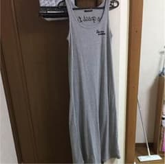ノースリーブワンピースのサムネイル