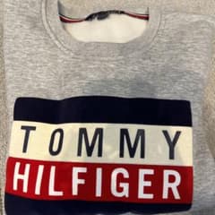 TOMMY HILFIGER グレー トレーナーのサムネイル