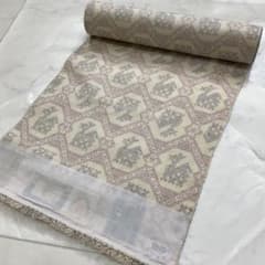 べ*べ様 kimonoarisa●未使用同然●本場真綿絢結城紬●正絹●反物 すごい値！ 本場真綿結城紬織 紬 反物 着物 正絹 100亀甲 灰