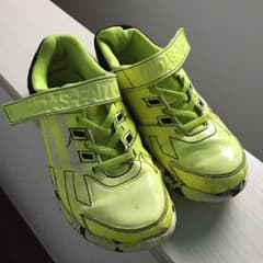 adidas 靴22センチのサムネイル