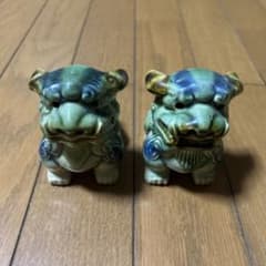 陶器製 獅子像 2体セットのサムネイル
