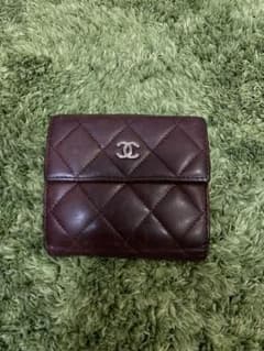 CHANEL シャネル　折りたたみ財布のサムネイル