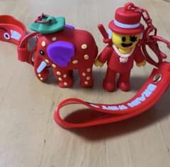 ワ*マ様 イタリアンブレインロット ストロベリーエレファント サミー キーホルダのサムネイル