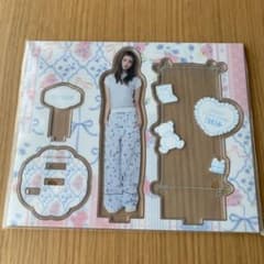 ILLIT YUNAH アクリルスタンドのサムネイル