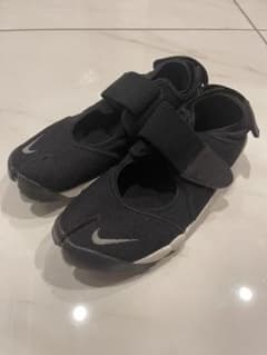 Nike Air Rift BLACKのサムネイル