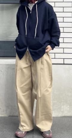 nugu Laugherセンタータック入りワイドコットンパンツのサムネイル