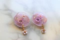 ドライフラワー ラウンドピアス ☾dusky purple☽のサムネイル