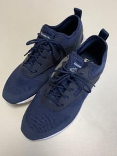 Reebok スニーカーのサムネイル