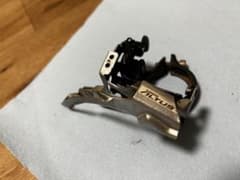 シマノALTUS  フロントディレイラー FD-M370のサムネイル