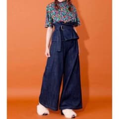 noisarukas様専用  完売品ダブルクローゼットコルセット付公式USEDのサムネイル