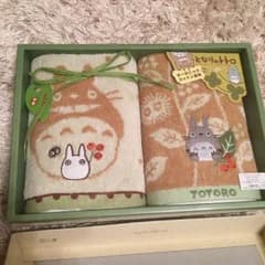 【みぃ様専用】となりのトトロ タオル！未使用品のサムネイル