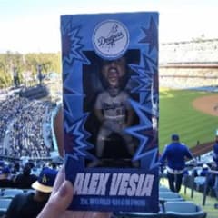 Alex Vecia ベシア ドジャース ボブルヘッド 来場者限定 冊子付 - メルカリ