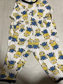 ミニオン　パジャマ　サイズ130のサムネイル
