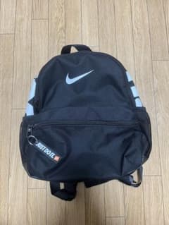 NIKE キッズ リュック ブラックのサムネイル