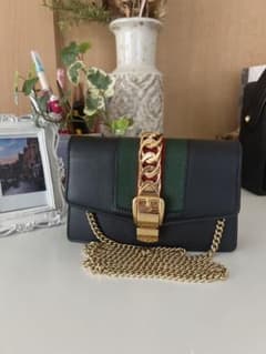 Gucci シルヴィ　ショルダーバッグ　ミニのサムネイル