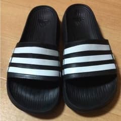 アディダス ベナッシ サンダル adidas レディースのサムネイル
