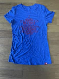 【美品】sportiqe Tシャツのサムネイル