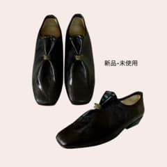 レザースクエアトゥローファー ブラックのサムネイル