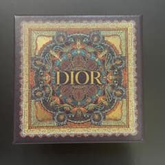 DIOR 箱のサムネイル