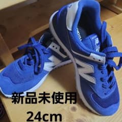 新品未使用　ニューバランス574　スニーカーのサムネイル
