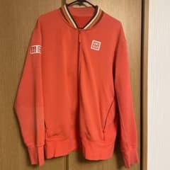 UNIQLO トラックジャケットのサムネイル