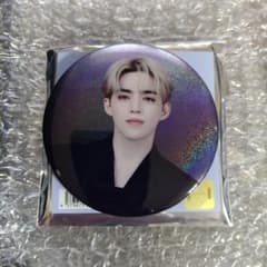 SEVENTEEN セブチ エスクプス 缶バッジ NEW_ - メルカリ