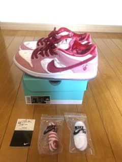 【（有）くらら商店様専用】26.0 NikeSB  DUNKLOWのサムネイル