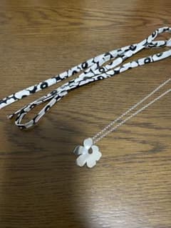 Kalevala x Marimekko ウニッコ スモールペンダント シルバー - メルカリ