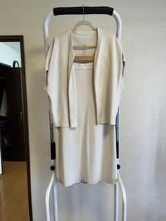 UNFILO ニットジャケット&ロングスカートのサムネイル