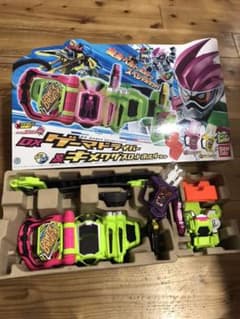 仮面ライダーエグゼイド　DXゲーマドライバー&キメワザスロットホルダーセットのサムネイル