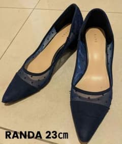 ランダ　パンプス　ネイビー　RANDA ドットのサムネイル