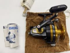 d*4様 PENN 850SS スピニングリールのサムネイル