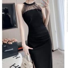 ブラックノースリーブロングドレスのサムネイル