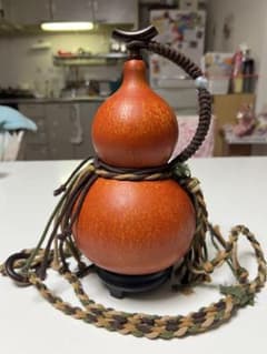 天然酒葫芦 約900ml 大漆仕上げ 台座付 ウイスキー開壺済 天然酒葫芦 約900ml 大漆仕上げ 台座付 ウイスキー開壺済 - メルカリ