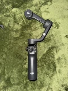 DJI Osmo Mobile3 折りたたみ式 スマホジンバル 3脚付のサムネイル