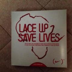 ナイキ nike LACE UP SAVE LIVES シューレースのサムネイル