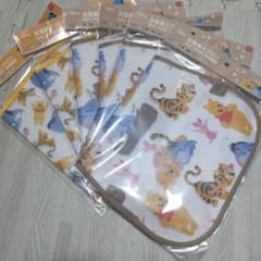 【新品未開封】100均　お食事スタイ6セットのサムネイル