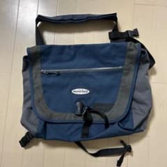 mont-bell メッセンジャーバッグ ネイビーのサムネイル