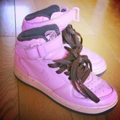 NIKE エアフォース スニーカー レディース  22.5❤️のサムネイル