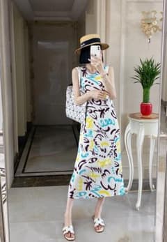 PLEATS PLEASE 三宅一生　ワンピースのサムネイル