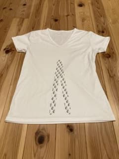 RELIVE リライブ　Vネック Tシャツ 白のサムネイル