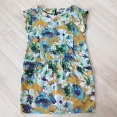 ラトータリテ　花柄ワンピースのサムネイル