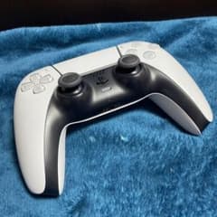 PS5 DualSenseワイヤレスコントローラ　故障品のサムネイル