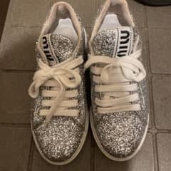 miumiu スニーカーのサムネイル